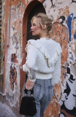 Perfectly Pleated Jean -Outlet Cozi Luxe Store 200304 ASTR Napoli 2449