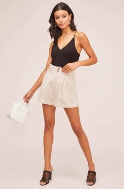 Sophia Shorts 11 Sophia Shorts -Outlet Cozi Luxe Store ACP7050 NATURAL 1B