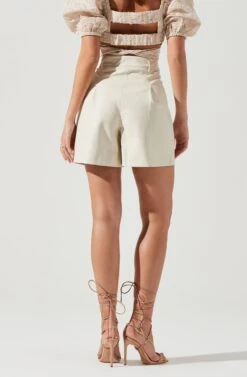 Wilma Faux Leather Shorts -Outlet Cozi Luxe Store ACP7242 IVORY 1484