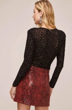 Come Slither Mini Skirt 11 Come Slither Mini Skirt -Outlet Cozi Luxe Store ACS9030 RUBY PYTHON 4