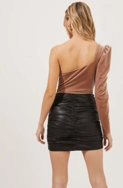 Roselle Faux Leather Ruched Mini Skirt -Outlet Cozi Luxe Store ACS9066 BLACK 4