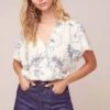 Jules Floral Top -Outlet Cozi Luxe Store ACT15688D NAVY SKETCH FLORAL 2