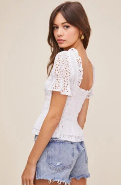 Retreat Eyelet Top 13 Retreat Eyelet Top -Outlet Cozi Luxe Store ACT16021 WHITE 4