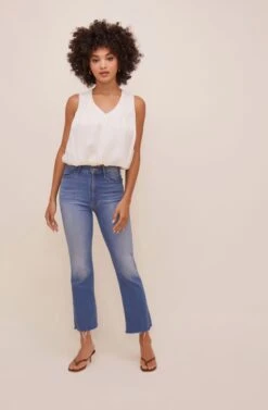 Georgina Sleeveless V Neck Top 10 Georgina Sleeveless V Neck Top -Outlet Cozi Luxe Store ACT16608 IVORY 1