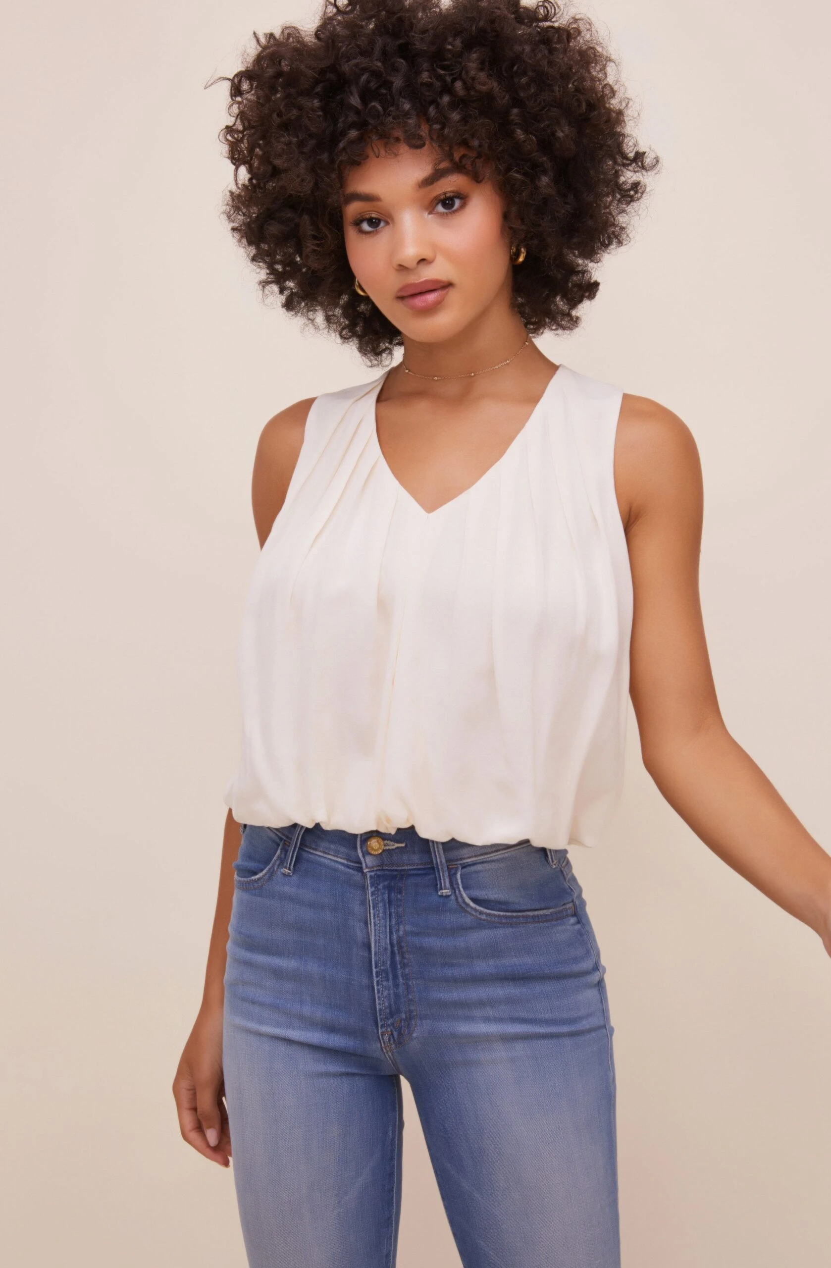 Georgina Sleeveless V Neck Top 3 Georgina Sleeveless V Neck Top