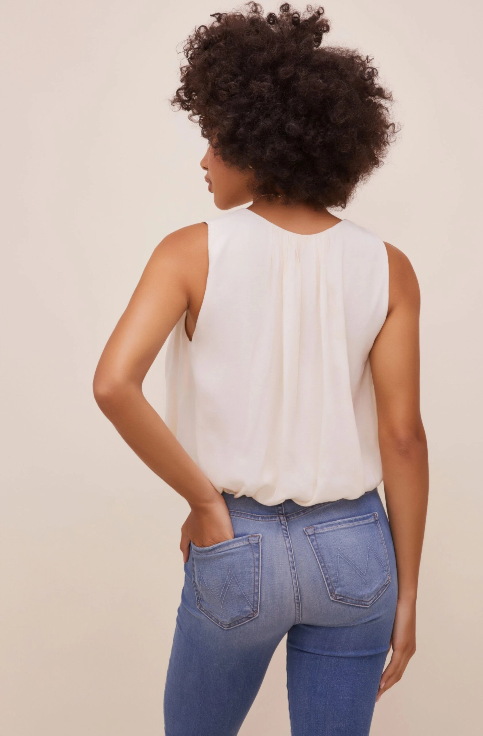 Georgina Sleeveless V Neck Top 4 Georgina Sleeveless V Neck Top - Image 2