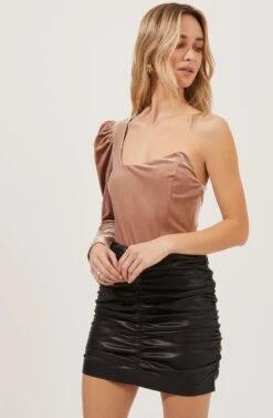 Elegance Velvet Single Sleeve Bodysuit -Outlet Cozi Luxe Store ACT16845 NUDEBLUSH 2