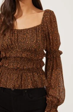 Fairfield Smocked Square Neck Floral Top -Outlet Cozi Luxe Store ACT16850 BLACK RUSTDITSY 4