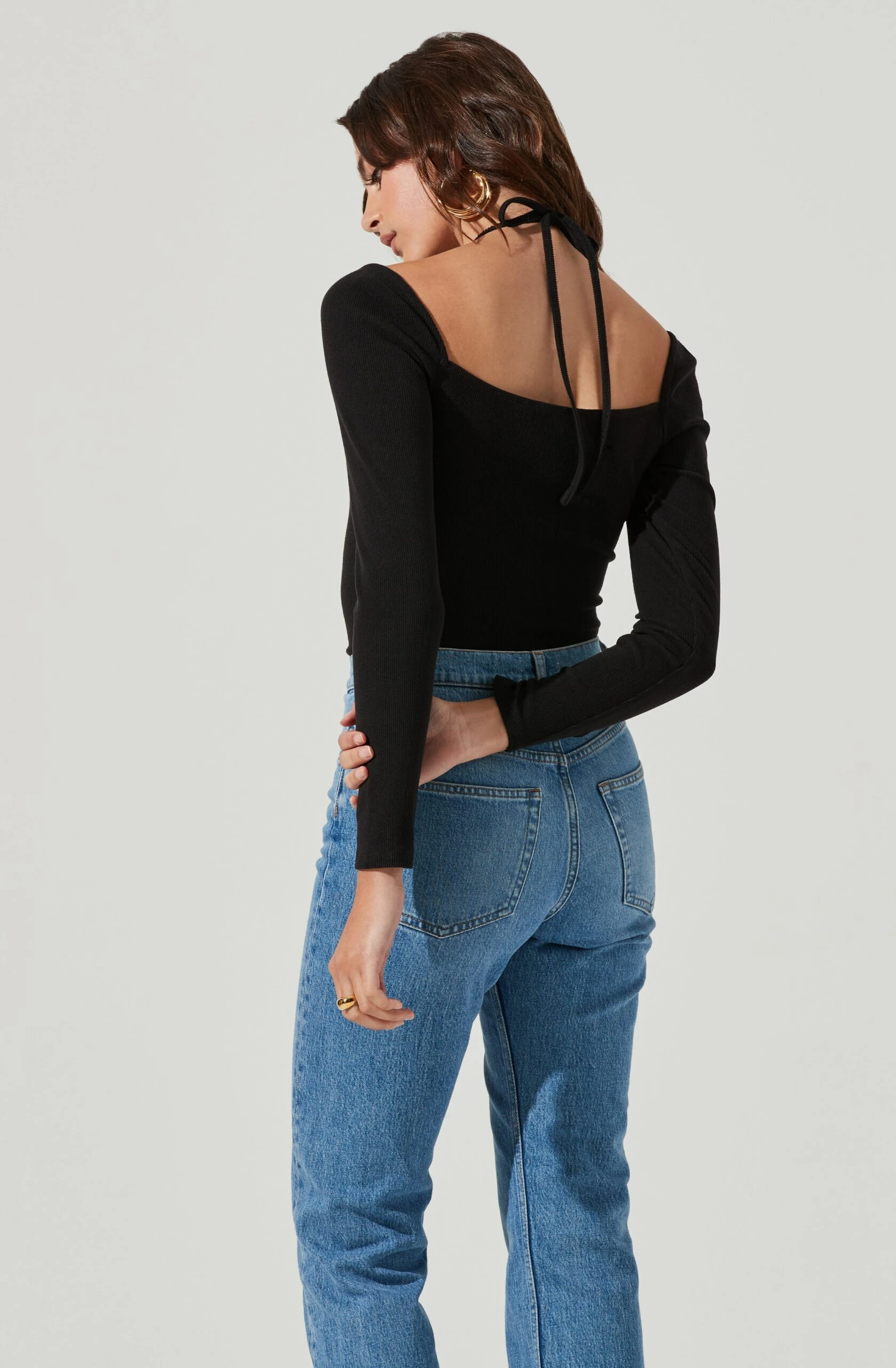 Solene Shoulder Cutout Halter Long Sleeve Bodysuit 4 Solene Shoulder Cutout Halter Long Sleeve Bodysuit - Image 2