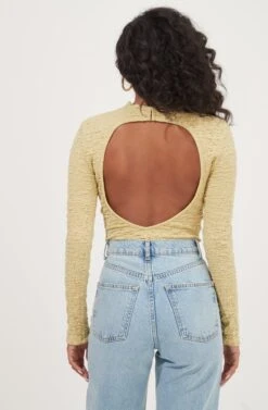 Hawthorne Mock Neck Crinkled Open Back Bodysuit -Outlet Cozi Luxe Store ACT16980 CELERY 4