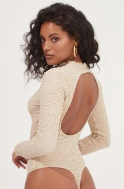 Hawthorne Mock Neck Crinkled Open Back Bodysuit -Outlet Cozi Luxe Store ACT16980 LATTE 6