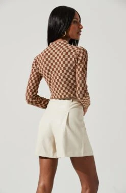 Izzy Checkered Long Sleeve Top -Outlet Cozi Luxe Store ACT17027B BROWNTAUPE 0873