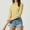 Lanare Checkered Mock Neck Long Sleeve Crop Top -Outlet Cozi Luxe Store ACT17027 PISTACHIO 2
