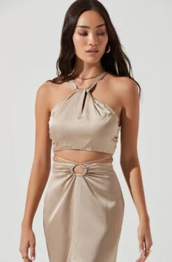 Robin Halter Tie Back Crop Top 21 Robin Halter Tie Back Crop Top -Outlet Cozi Luxe Store ACT17181 KHAKI 1933