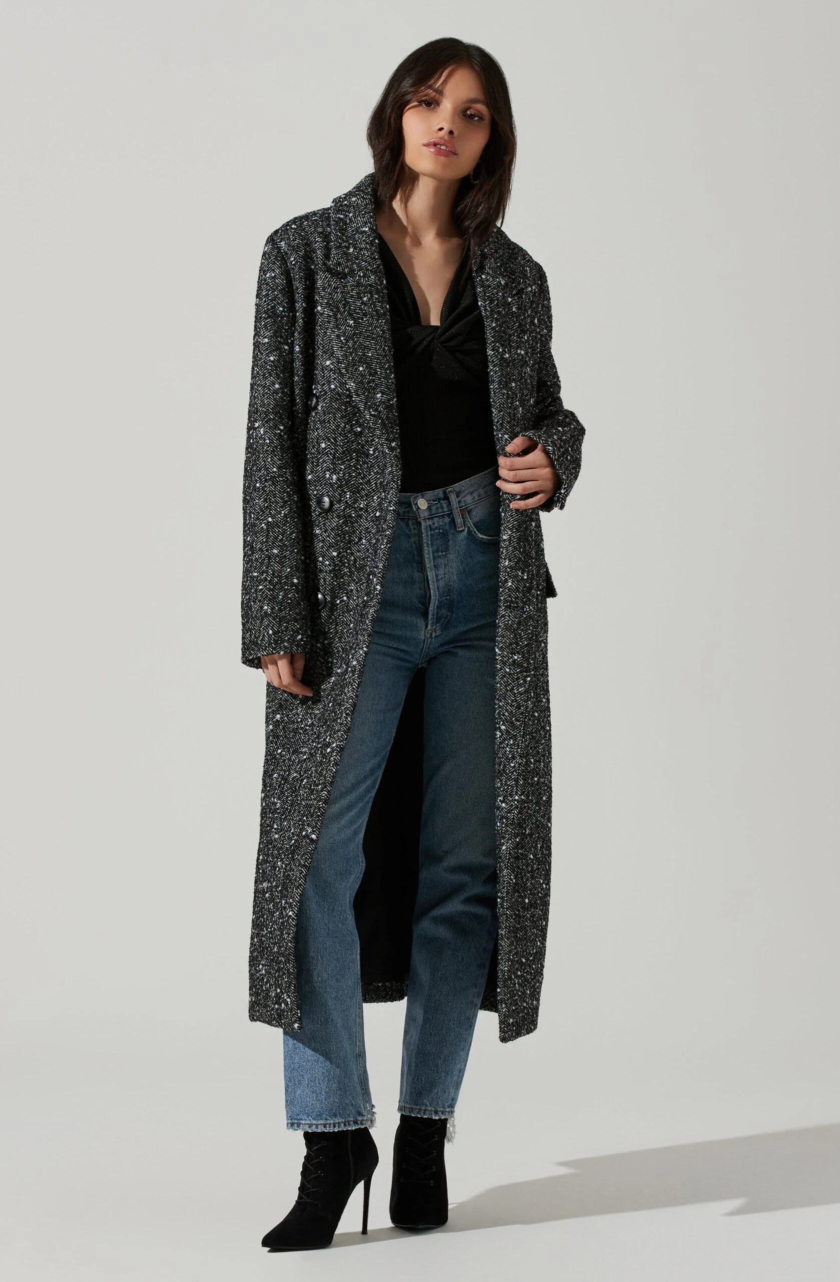 Morana Oversized Boucle Coat 3 Morana Oversized Boucle Coat