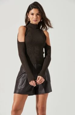 Carlotta Cold Shoulder Turtleneck Top 10 Carlotta Cold Shoulder Turtleneck Top -Outlet Cozi Luxe Store ACT17324 DARKOLIVE 1810 3