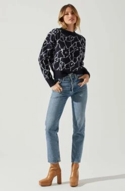 Saira Abstract Floral Sweater -Outlet Cozi Luxe Store ACT17330L NAVYCREAM 1