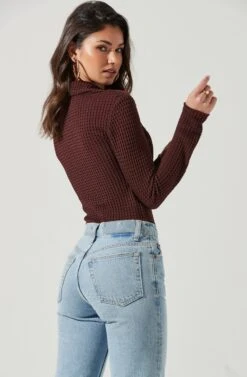 Lamora Waffle Knit Ruched Button Down Top 25 Lamora Waffle Knit Ruched Button Down Top -Outlet Cozi Luxe Store ACT17338 BROWN 0226 1