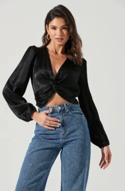 Nix Twist Front Long Sleeve Top