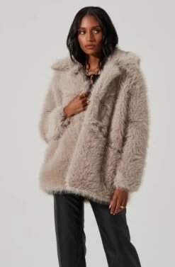 Hadley Faux Fur Coat -Outlet Cozi Luxe Store ACT17441 SILVER 3 3fec61ff 184a 4d28 9490 60def9750be6