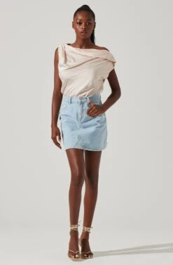 Ceres Satin Off Shoulder Top 39 Ceres Satin Off Shoulder Top -Outlet Cozi Luxe Store ACT17591 CHAMPAGNE 1