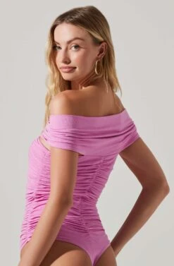 Cornelia Ruched Off Shoulder Bodysuit -Outlet Cozi Luxe Store ACT17694 PINK 4