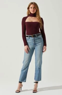 Izabella Turtleneck Cutout Sweater -Outlet Cozi Luxe Store ACT17888 WINE 2