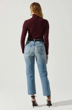 Izabella Turtleneck Cutout Sweater -Outlet Cozi Luxe Store ACT17888 WINE 5