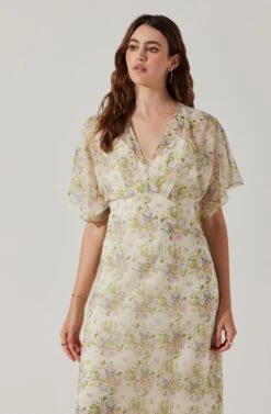 Flutter Sleeve Open Back Maxi Dress -Outlet Cozi Luxe Store ADR101803 CREAMMULTIFLORAL 3