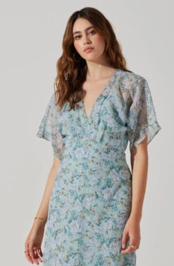 Flutter Sleeve Open Back Maxi Dress -Outlet Cozi Luxe Store ADR101803 LIGHTBLUEMULTIFRL 3