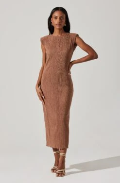 Plisse Straight Neck Midi Dress -Outlet Cozi Luxe Store ADR101830 BROWN 1