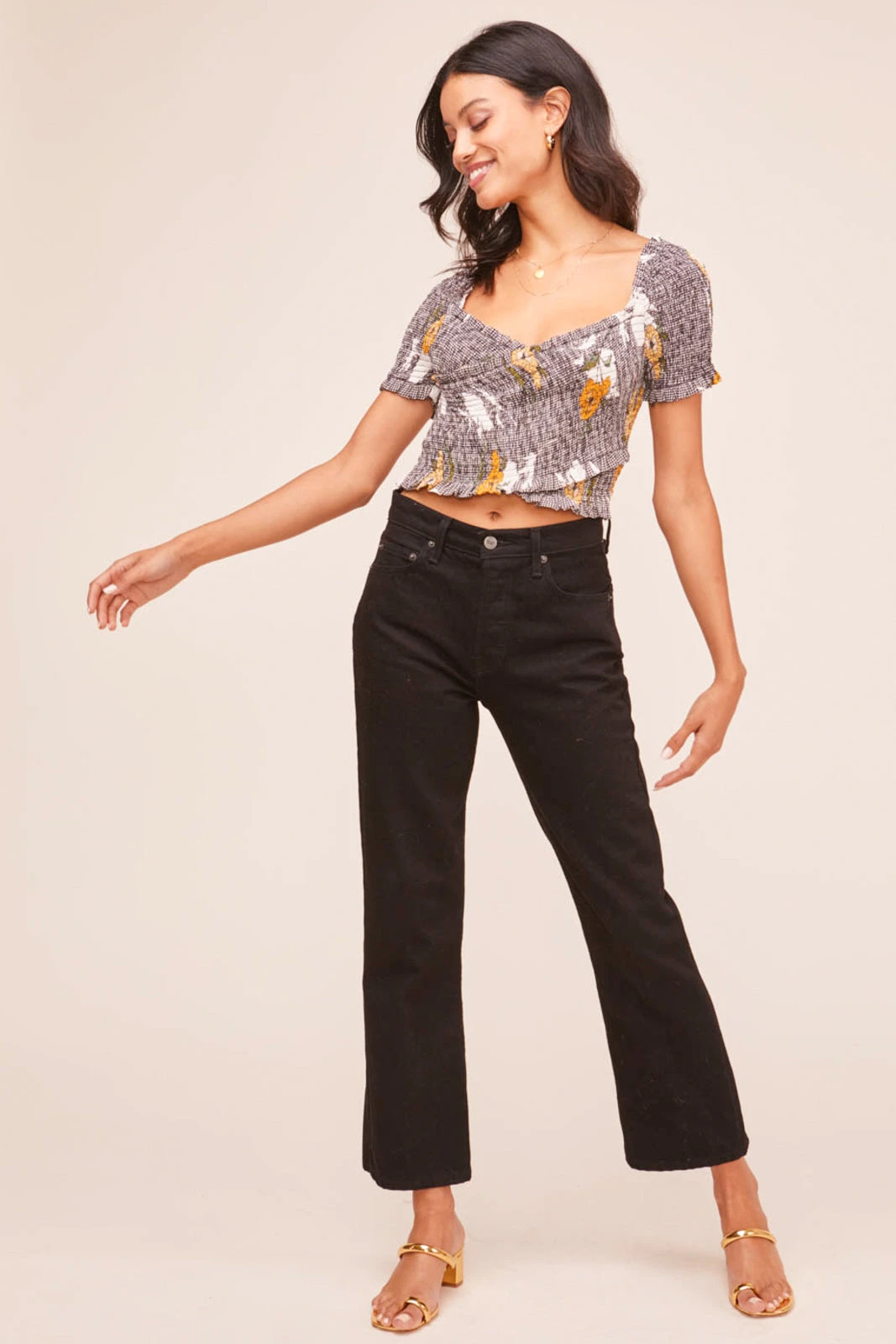 Smocked Floral Short Sleeve Top 5 Smocked Floral Short Sleeve Top - Image 3