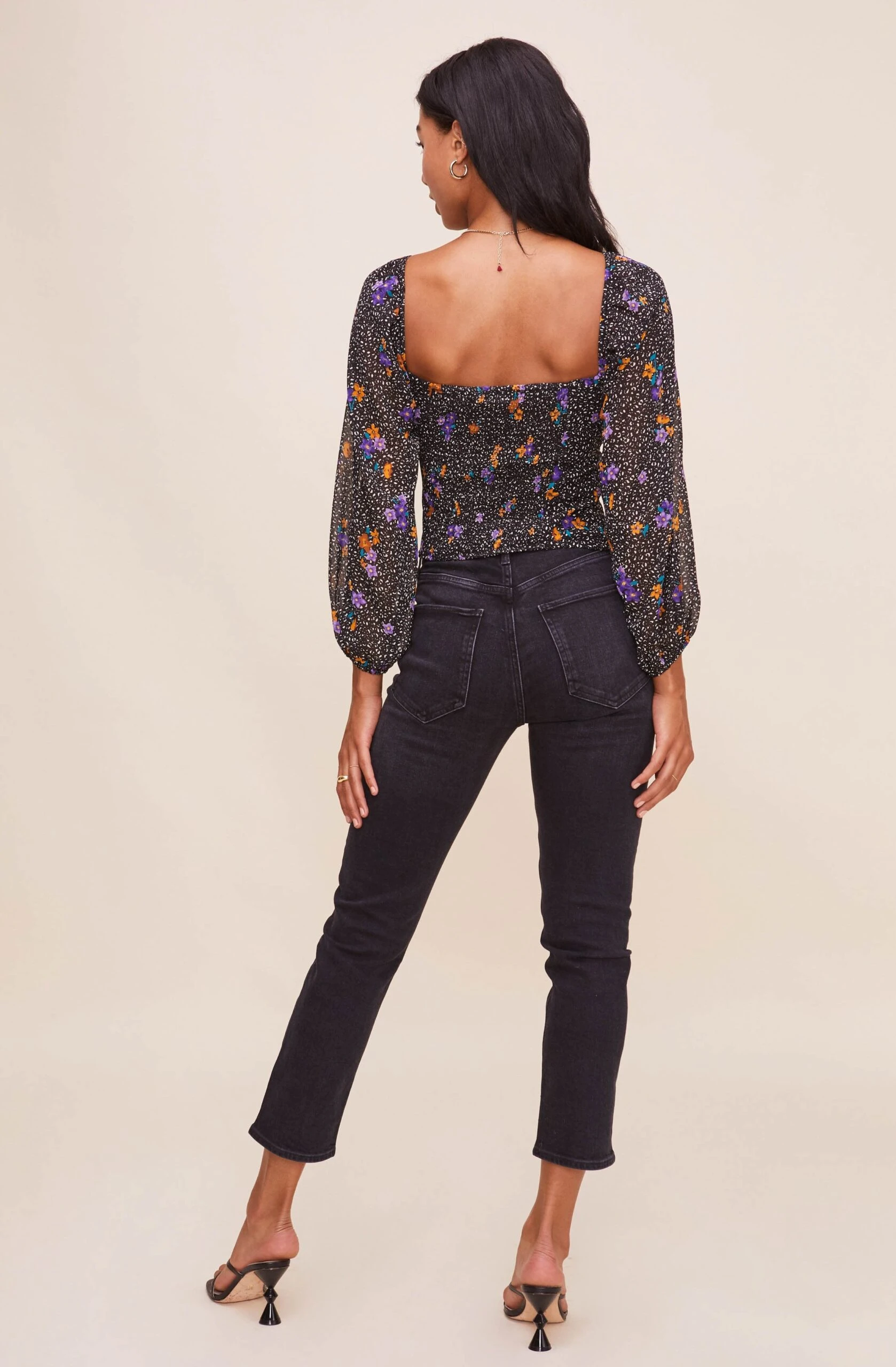 Shirred Long Sleeve Floral Smocked Top 9 Shirred Long Sleeve Floral Smocked Top - Image 7