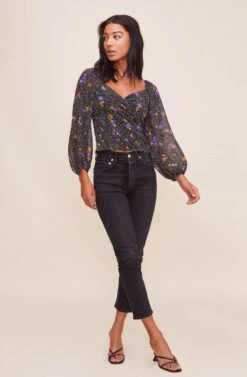 Shirred Long Sleeve Floral Smocked Top 14 Shirred Long Sleeve Floral Smocked Top -Outlet Cozi Luxe Store AT15780 BLACKPURPLEFLORAL 4
