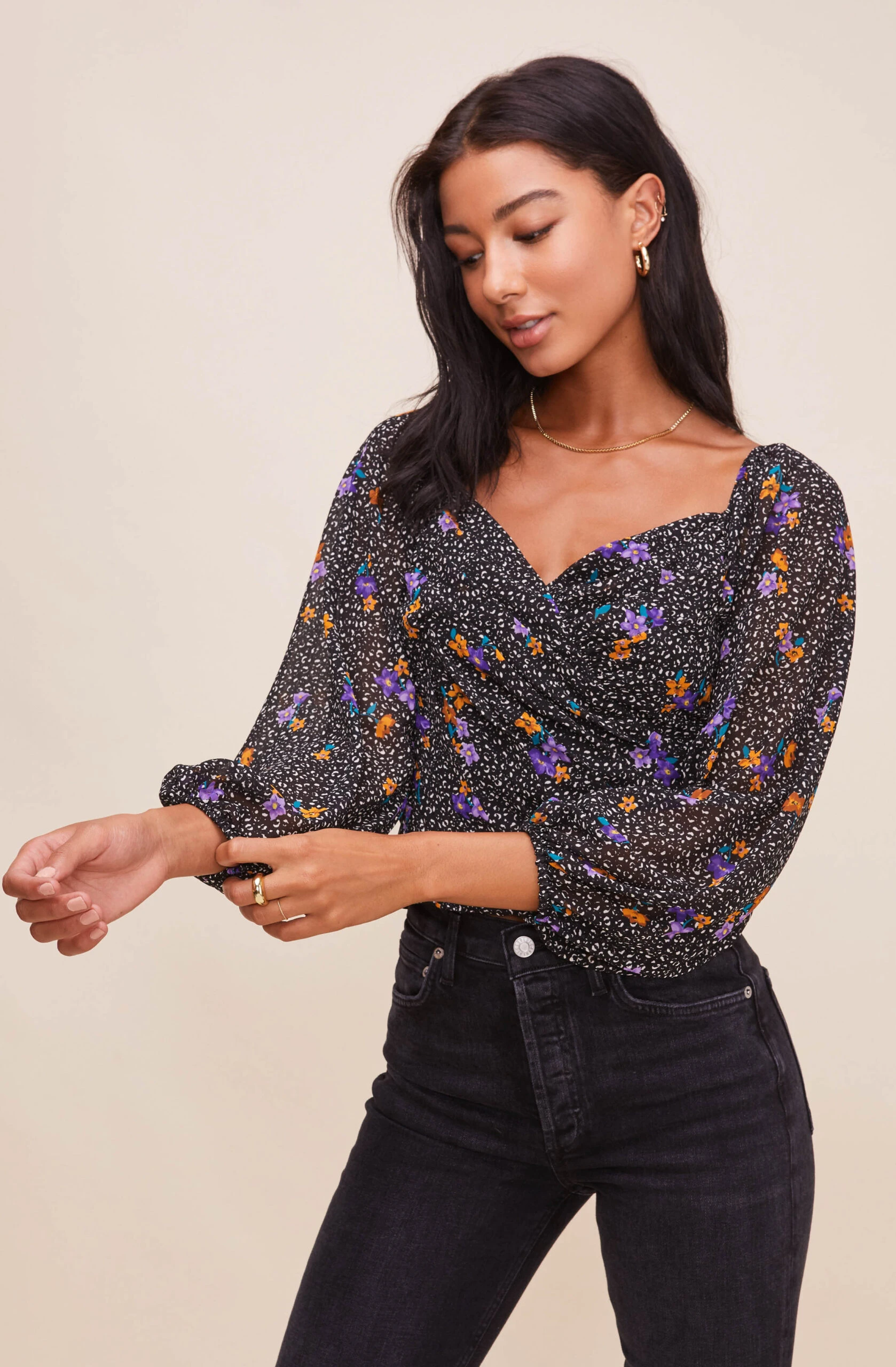 Shirred Long Sleeve Floral Smocked Top 4 Shirred Long Sleeve Floral Smocked Top - Image 2