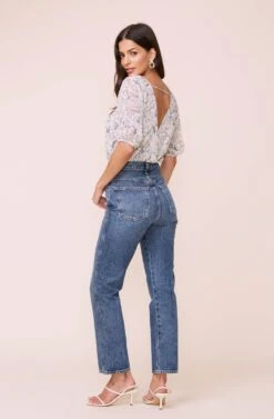 Double V Floral Surplice Bodysuit -Outlet Cozi Luxe Store AT16157 003 IVORYFLORAL 6 9a611864 4753 40d9 923e c3fa4a8690ea