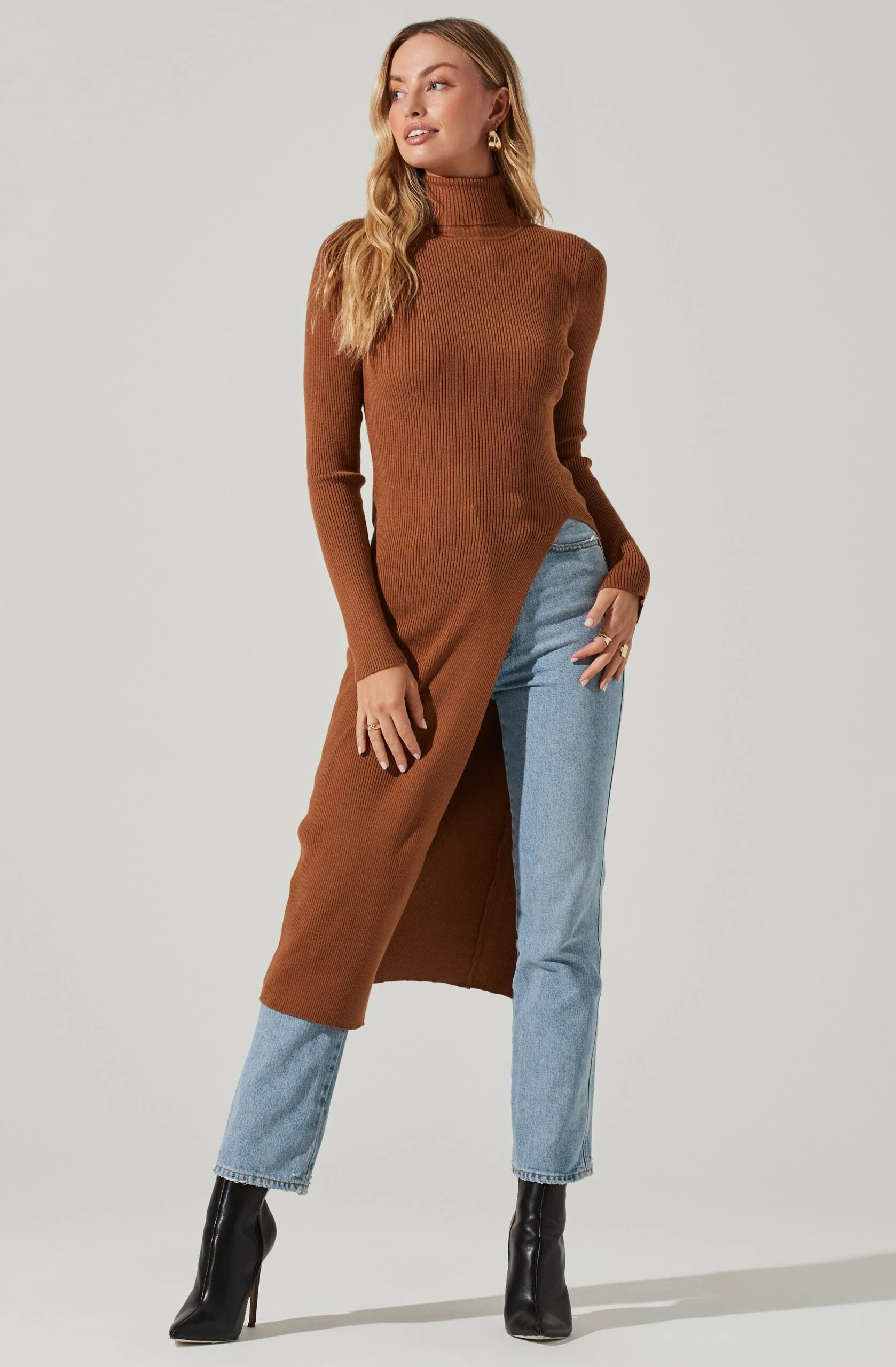 Hi Slit Turtleneck Sweater 8 Hi Slit Turtleneck Sweater - Image 6