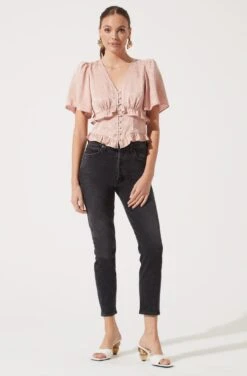 Short Sleeve Ruffle Hem Top -Outlet Cozi Luxe Store AT16334 BLUSH 985
