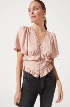 Short Sleeve Ruffle Hem Top