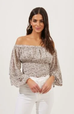 Off The Shoulder Cropped Volume Sleeve Top -Outlet Cozi Luxe Store AT16510 LIGHTGREYDITSY 2