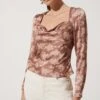 Floral Long Sleeve Back Cutout Top -Outlet Cozi Luxe Store AT16641 TAUPE FLORAL 1033