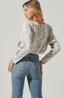 Pleated Shoulder Long Sleeve Floral Top -Outlet Cozi Luxe Store AT16811 GREYPEACHMULTI 4