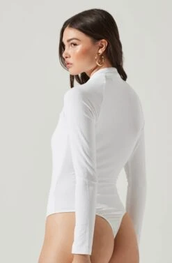 Long Sleeve Cutout Bodysuit -Outlet Cozi Luxe Store AT16961 WHITE 8