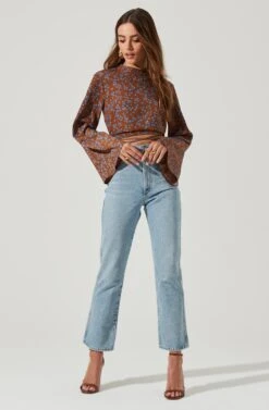 Long Sleeve Back Cutout Tie Waist Top -Outlet Cozi Luxe Store AT17082 BROWNBLUEFLORAL 0266