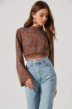 Long Sleeve Back Cutout Tie Waist Top -Outlet Cozi Luxe Store AT17082 BROWNBLUEFLORAL 0278