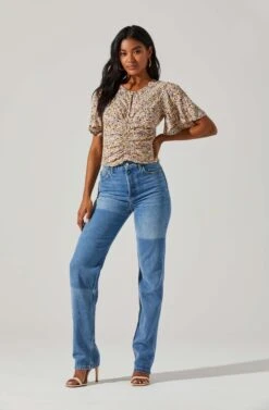 Floral Key Hole Flutter Sleeve Top -Outlet Cozi Luxe Store AT17291 SAGEPEACHDITSY 1