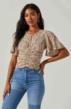 Floral Key Hole Flutter Sleeve Top -Outlet Cozi Luxe Store AT17291 SAGEPEACHDITSY 2