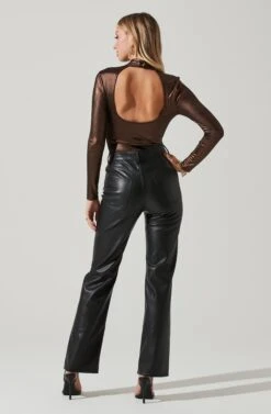 Long Sleeve Cross Neck Bodysuit 18 Long Sleeve Cross Neck Bodysuit -Outlet Cozi Luxe Store AT17405 BROWNSHINE 6 1