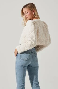 Lucia Quilted Cropped Puff Sleeve Jacket -Outlet Cozi Luxe Store AT17627 OFFWHITE 4
