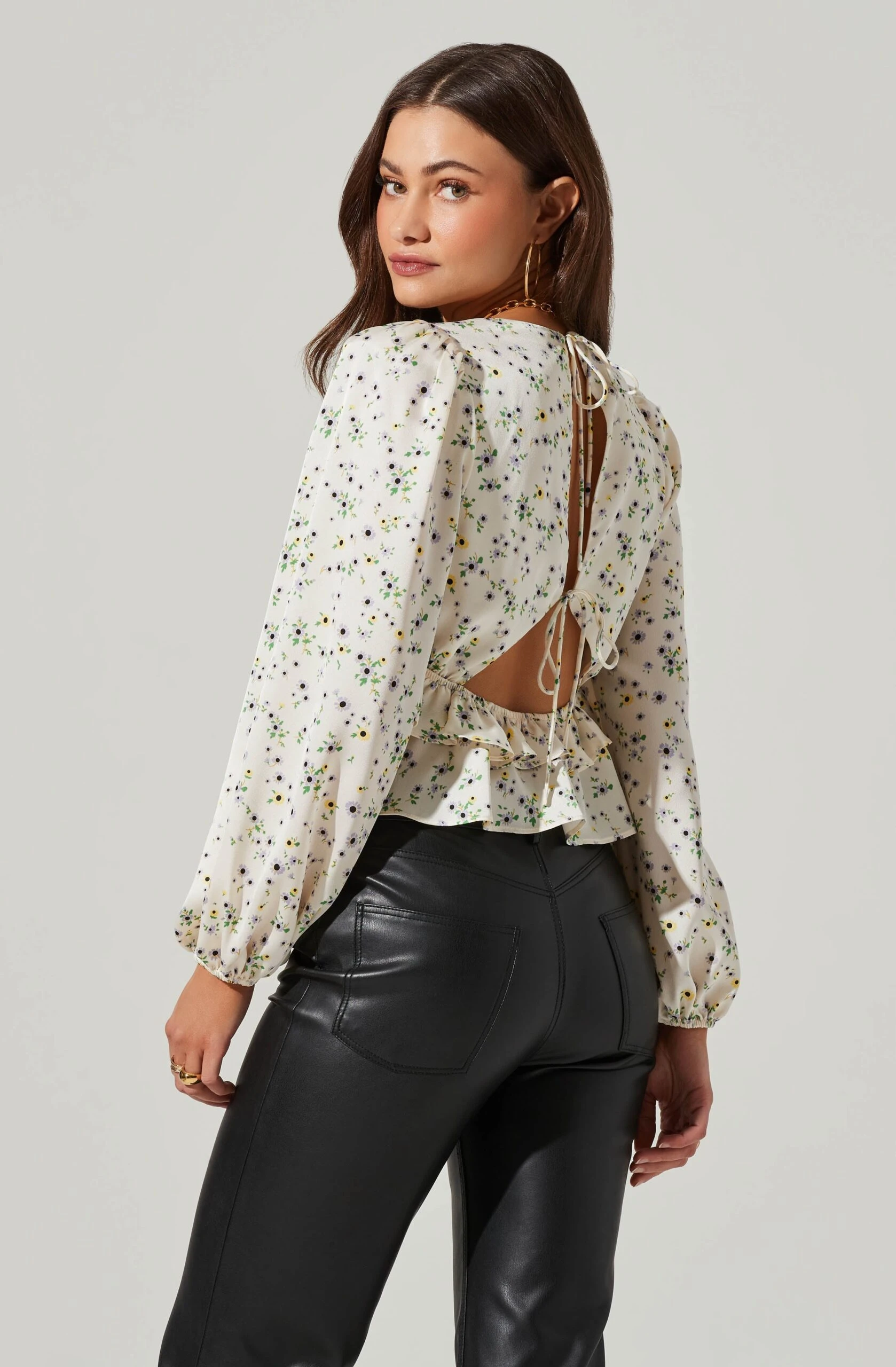 Floral Long Sleeve Tie Back Ruffle Bust Top 5 Floral Long Sleeve Tie Back Ruffle Bust Top - Image 4